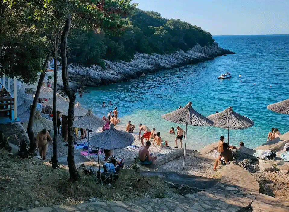 Gadishulli i Karaburunit - pamje 3
